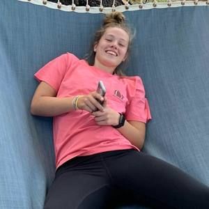 Meet your Posher, Ansley
